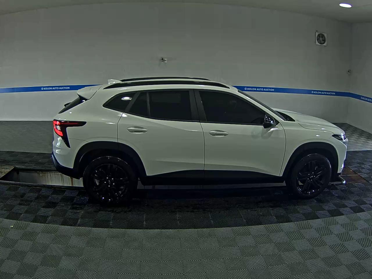 CHEVROLET (DAEWOO) TRAX CROSSOVER 1.2 GASOLINE TURBO ACTIVE 2024 - zdjęcie 4