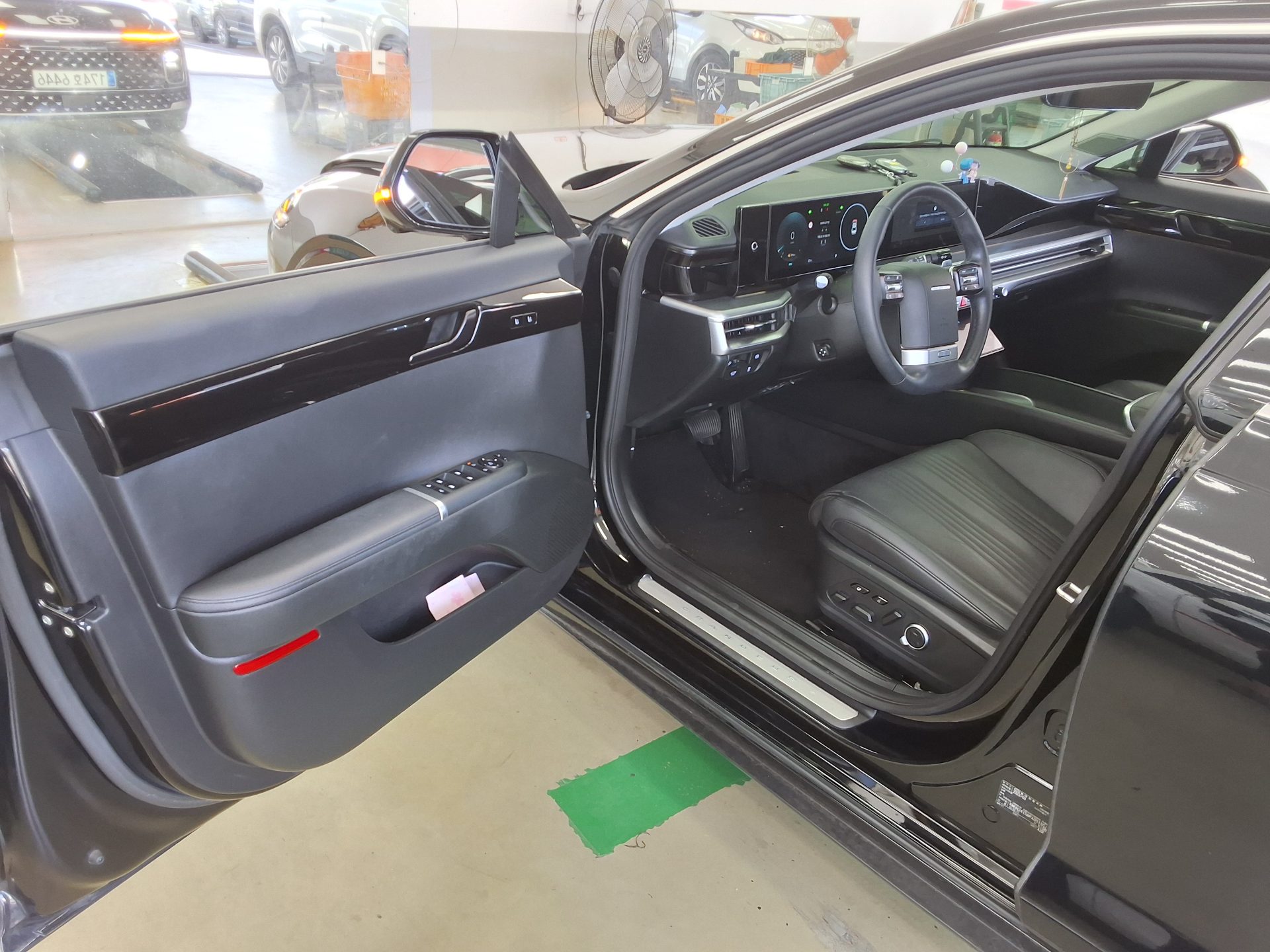HYUNDAI THE ALL NEW GRANDEUR GASOLINE 2.5 EXCLUSIVE 2023 - zdjęcie 10
