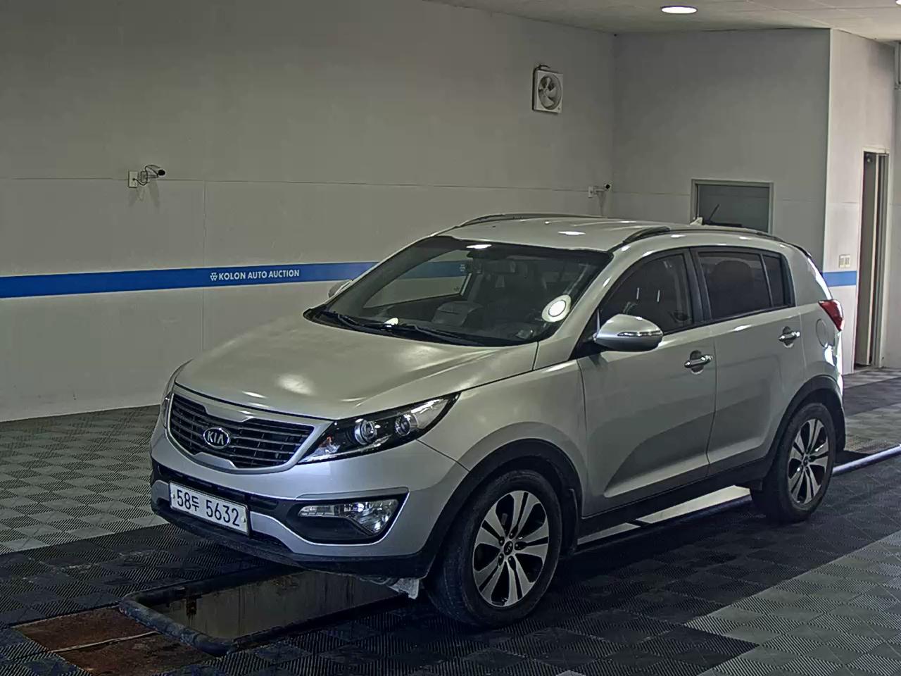 KIA SPORTAGE R DIESEL R2.0 2WD TLX LUXURY MODEL 2011 - zdjęcie 2