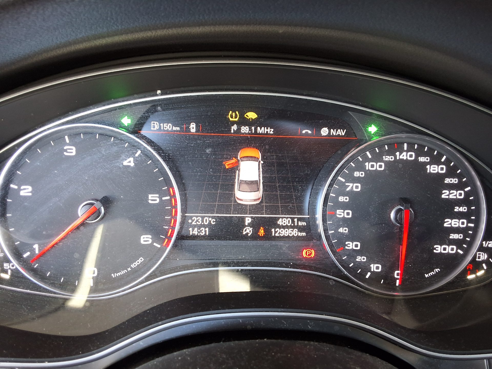 AUDI A6 (4TH GEN) 35 TDI DYNAMIC 2015 - zdjęcie 9