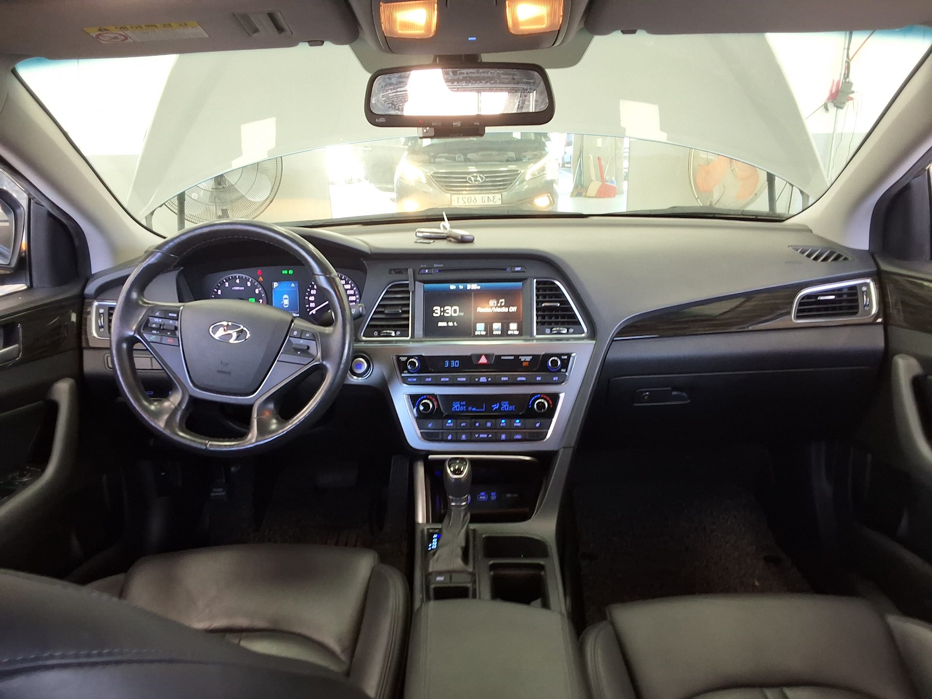 HYUNDAI LF SONATA 2.0 CVVL SMART 2017 - zdjęcie 11