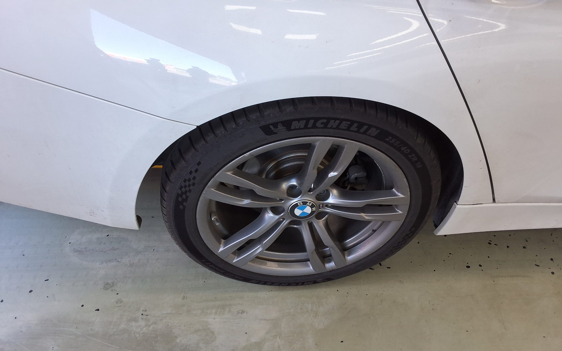 BMW 3 SERIES (6TH GEN) 320d M SPORT 2017 - zdjęcie 27