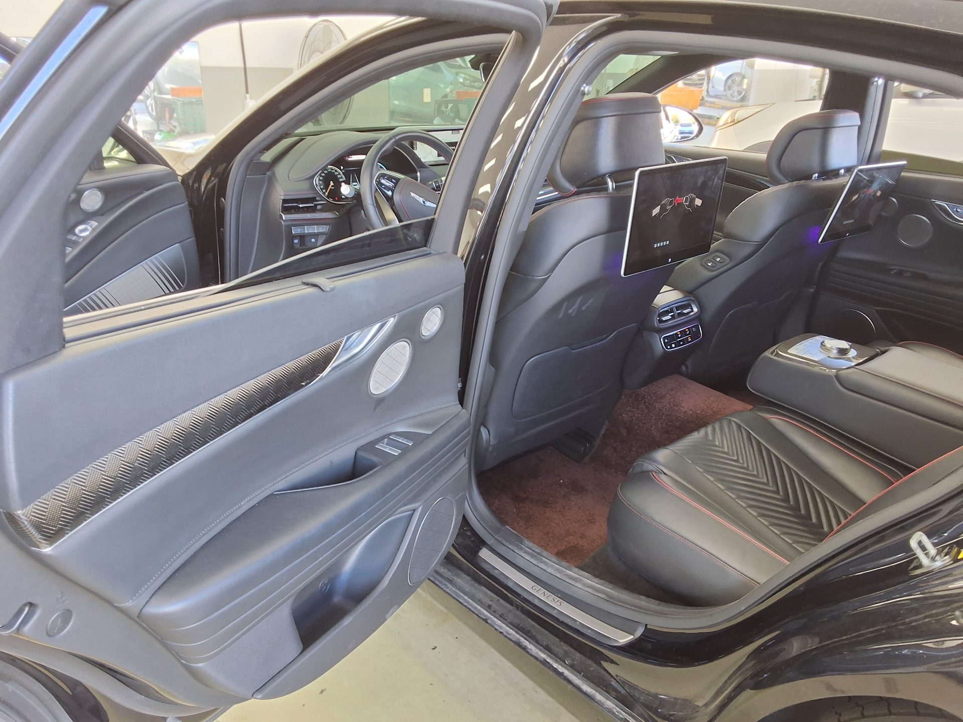 GENESIS THE ALL NEW G80 GASOLINE 3.5 AWD SPORT PACK 2024 - zdjęcie 12