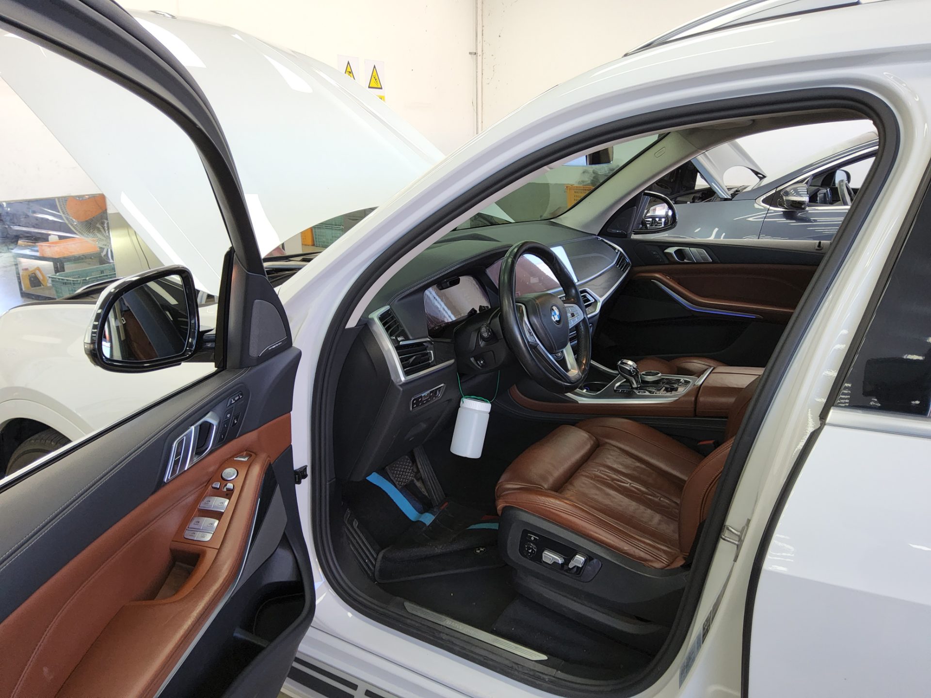 BMW X7 30d xDRIVE DESIGN PURE 6-SEATER 2020 - zdjęcie 10