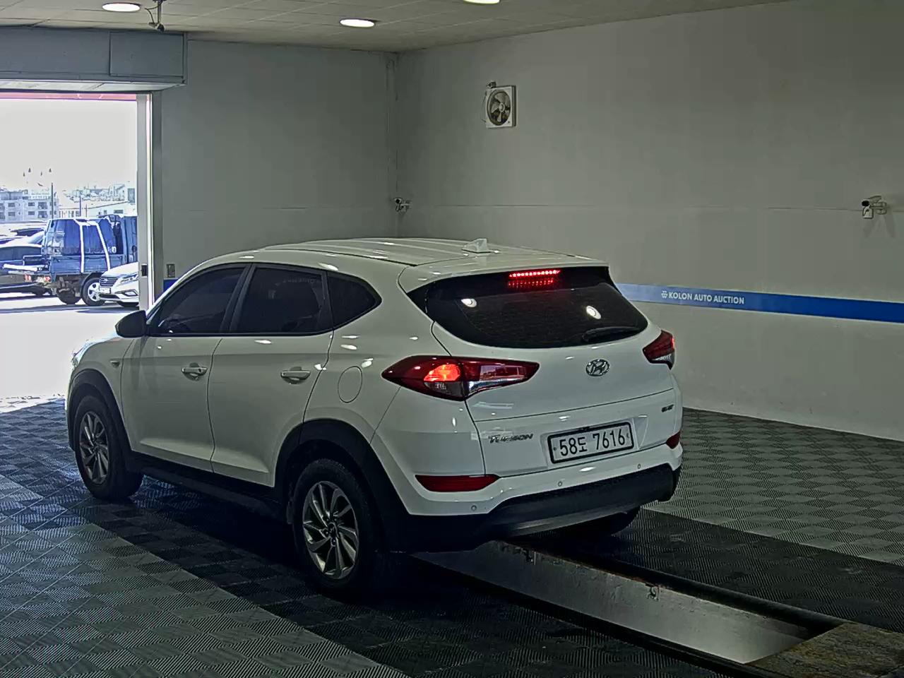 HYUNDAI ALL NEW TUCSON DIESEL 1.7 2WD STYLE 2016 - zdjęcie 6