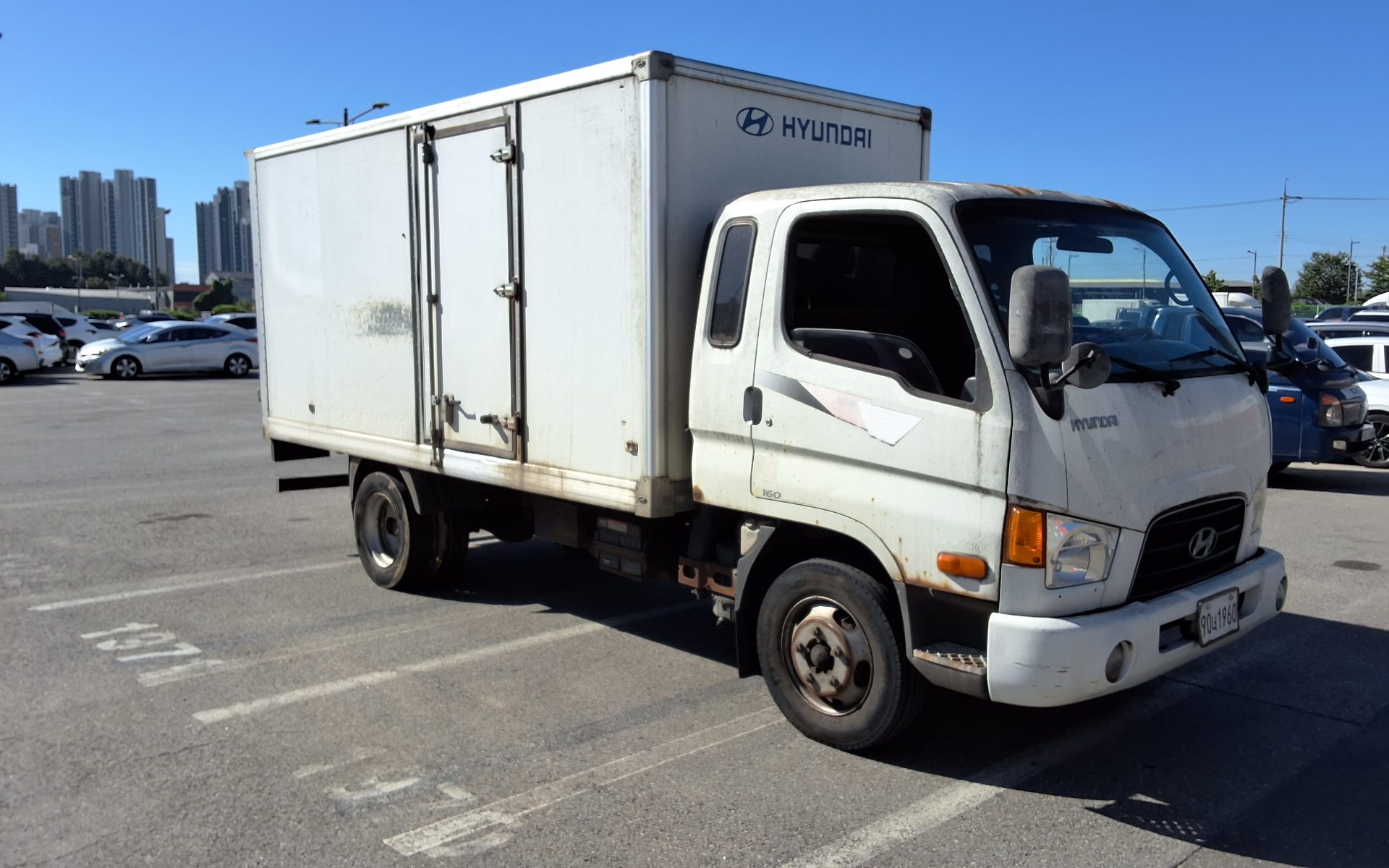 HYUNDAI e-MIGHTY 2.5 TON BUILT-IN BOX TRUCK SUPER CAB LONG WHEELBASE HIGH DECK 2011 - zdjęcie 8