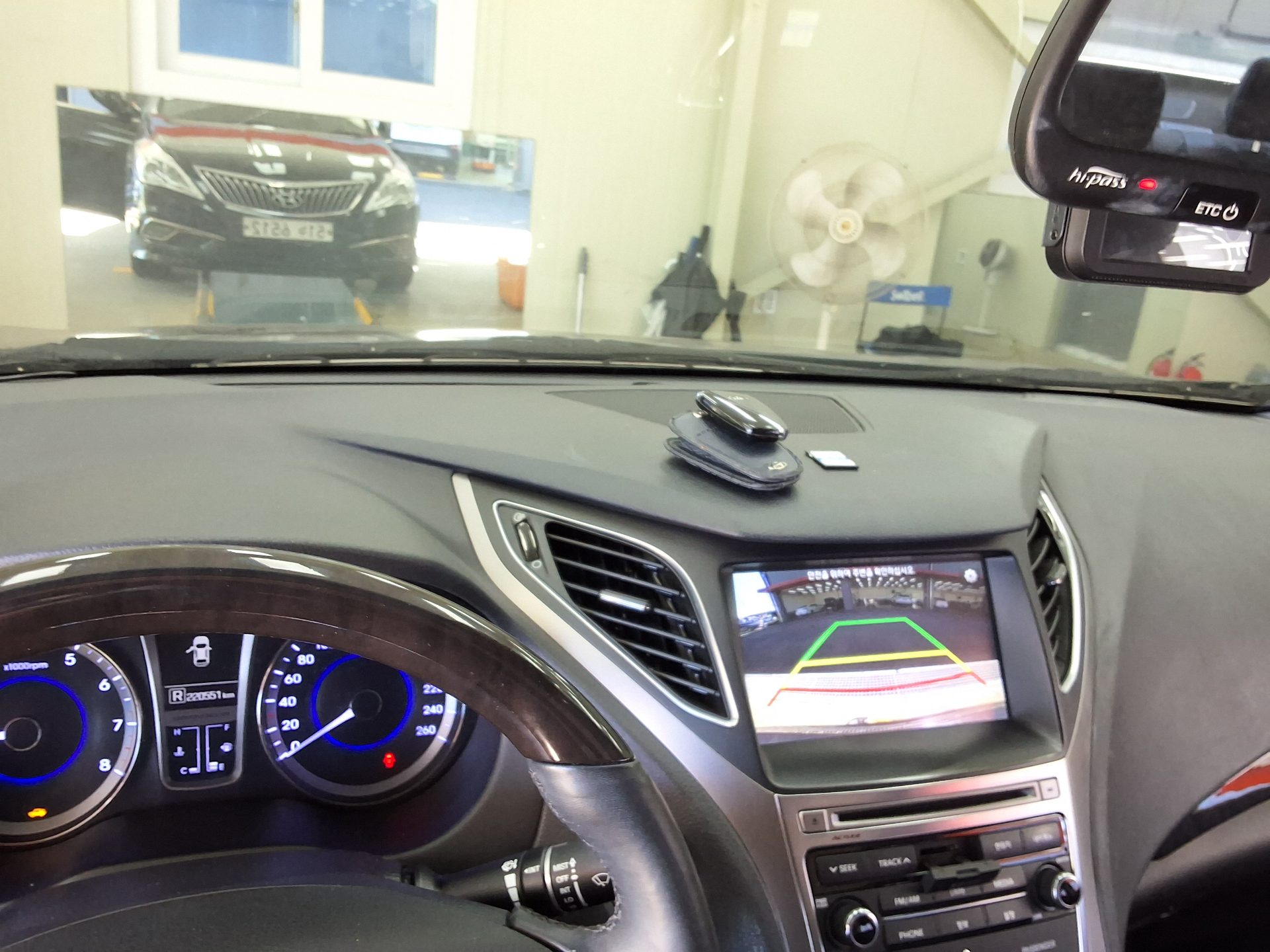 HYUNDAI GRANDEUR HG HG 240 MODERN COLLECTION 2017 - zdjęcie 25