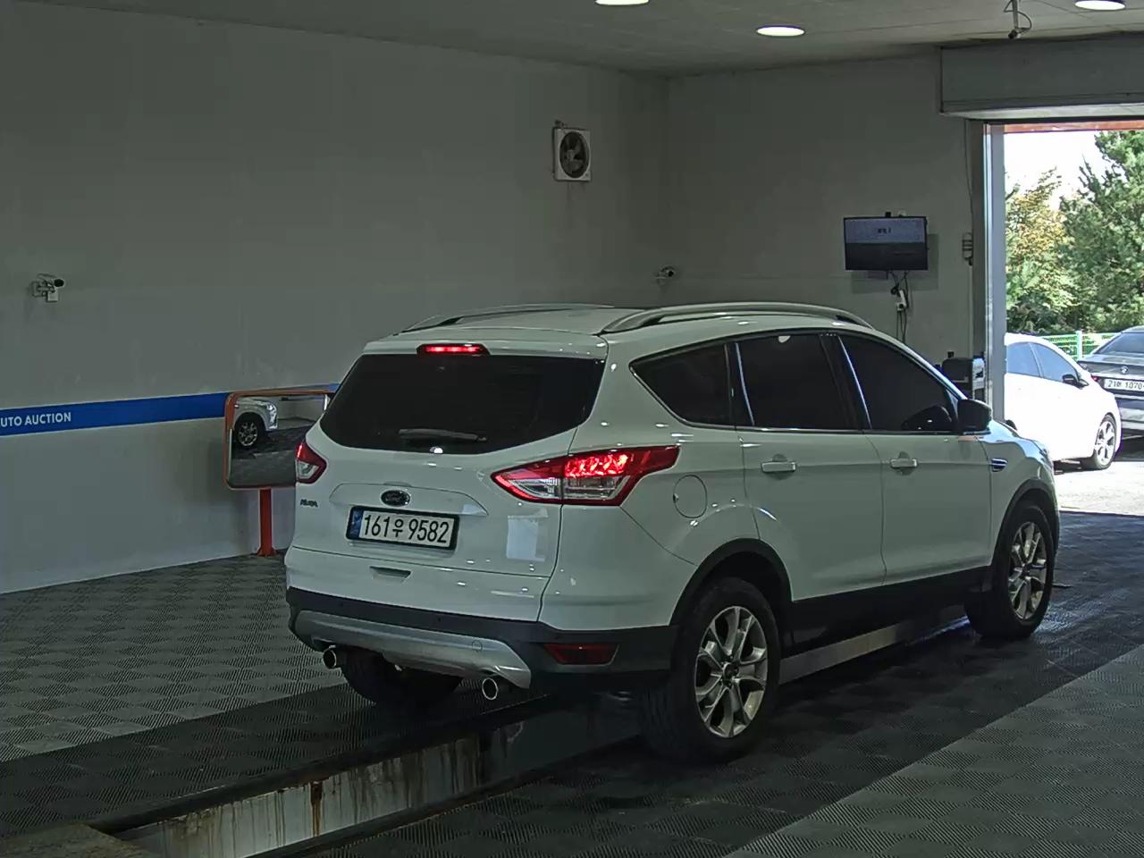 FORD KUGA 2.0 DIESEL TREND 2016 - zdjęcie 5