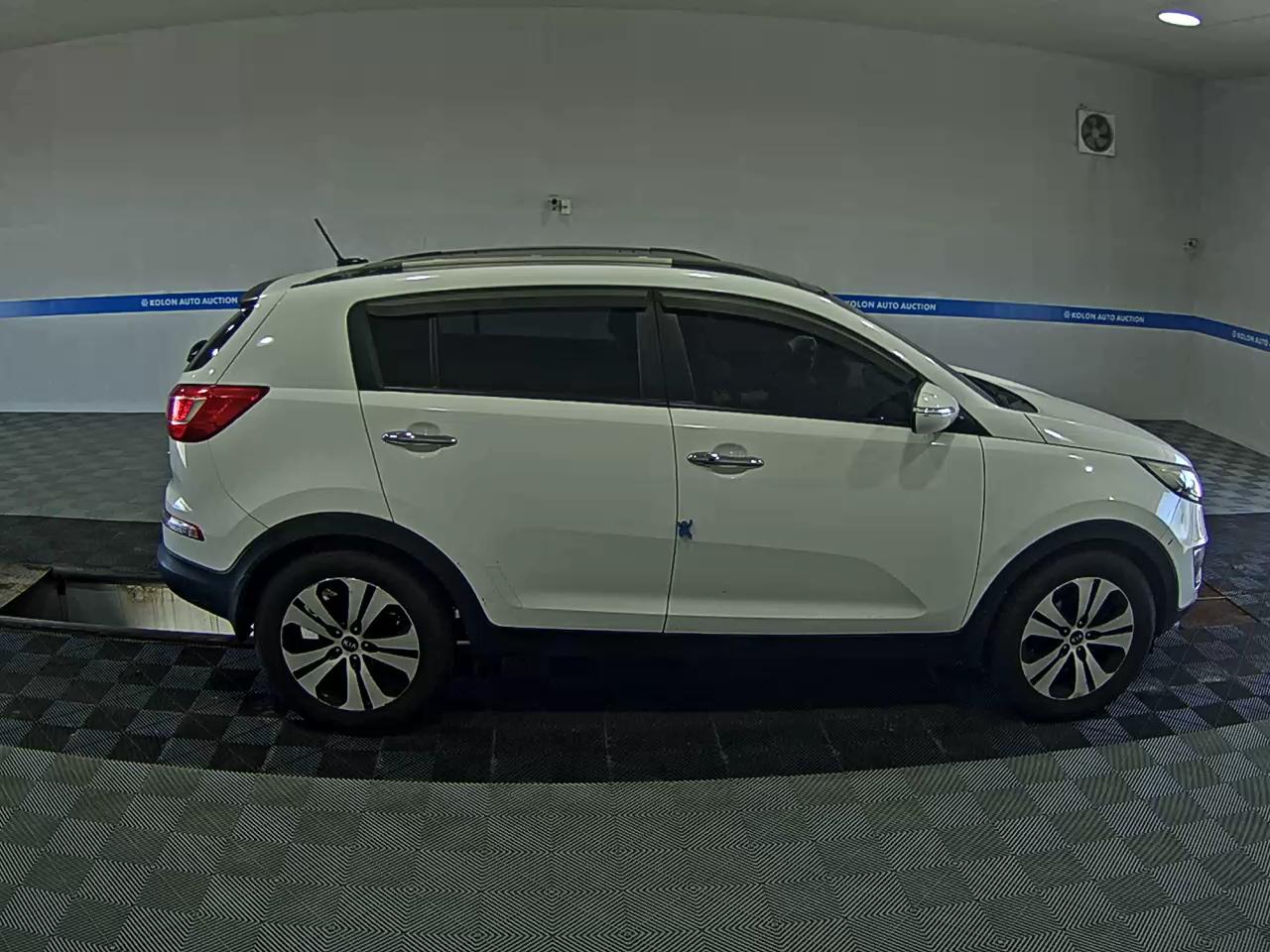 KIA SPORTAGE R DIESEL R2.0 2WD TLX LUXURY MODEL 2012 - zdjęcie 4