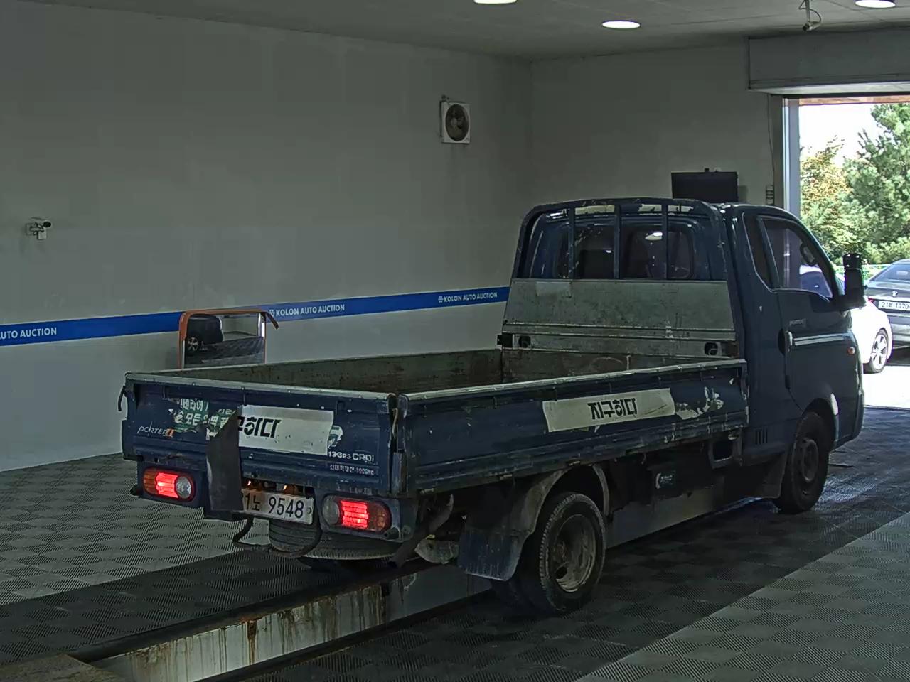 HYUNDAI PORTER II CRDi SUPER CAB EXTRA LONG WHEELBASE PLUS 2014 - zdjęcie 5