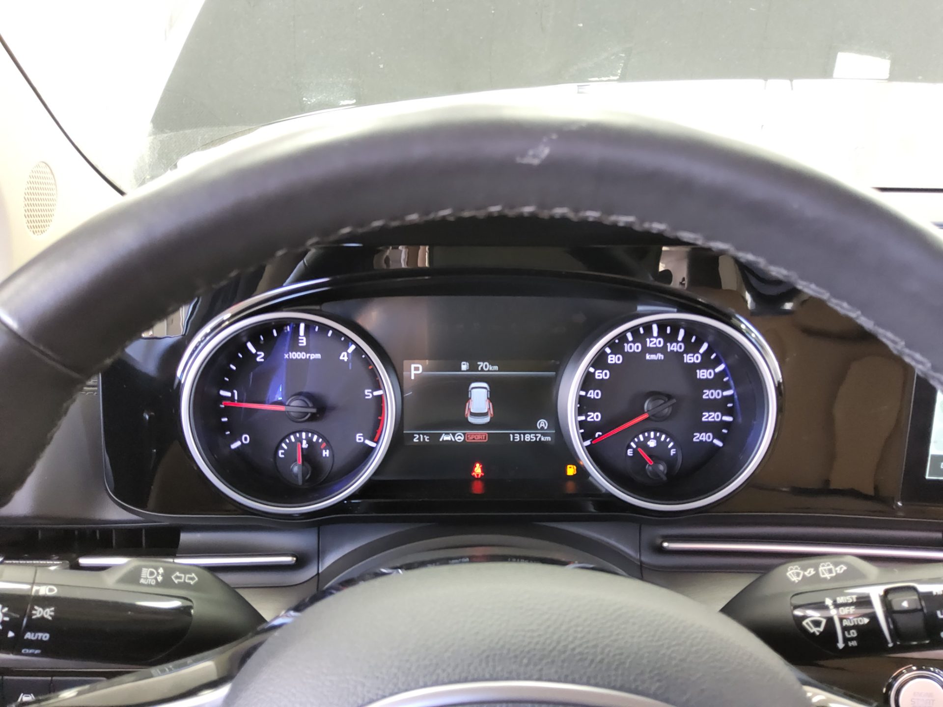 KIA NEW CARNIVAL (KA4) 9-SEATER DIESEL PRESTIGE 2023 - zdjęcie 9