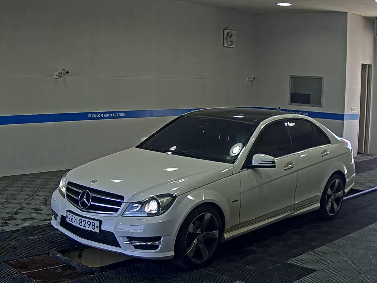 MERCEDES-BENZ C-CLASS (3RD GEN) C220 CDI 4MATIC AVANTGARDE EDITION C 2014 - zdjęcie 2