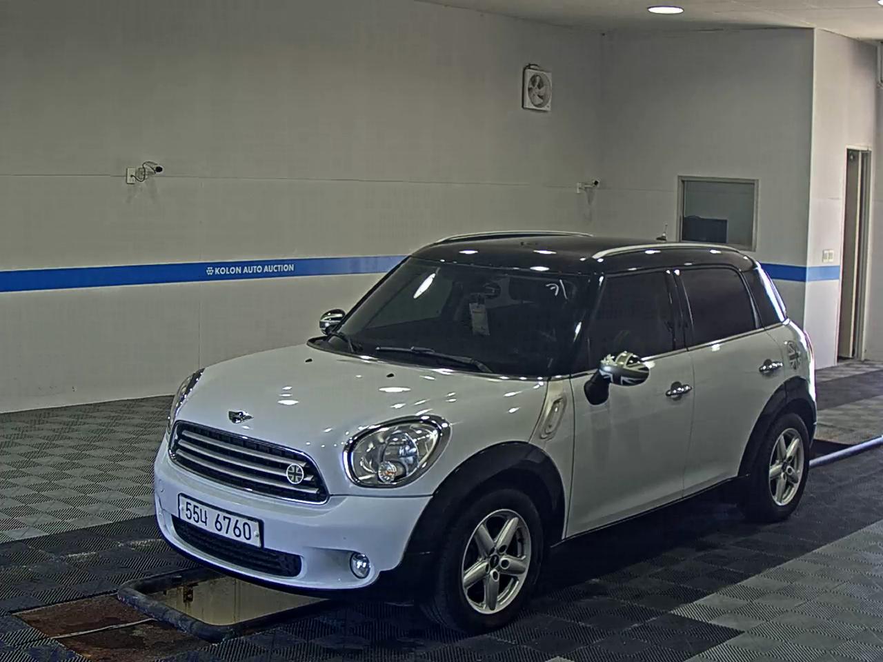 MINI COUNTRYMAN 2.0 D SE 2014 - zdjęcie 2