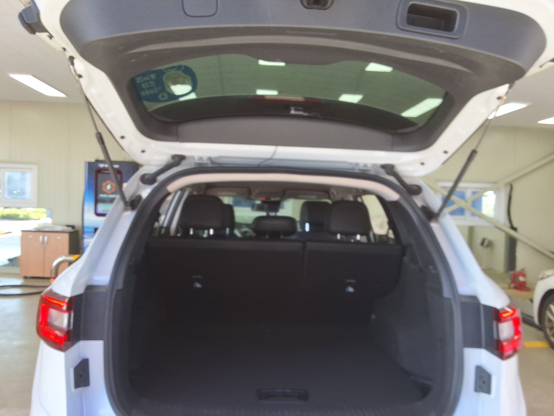 RENAULT (SAMSUNG) QM6 2.0 dCi 4WD RE SIGNATURE 2017 - zdjęcie 16
