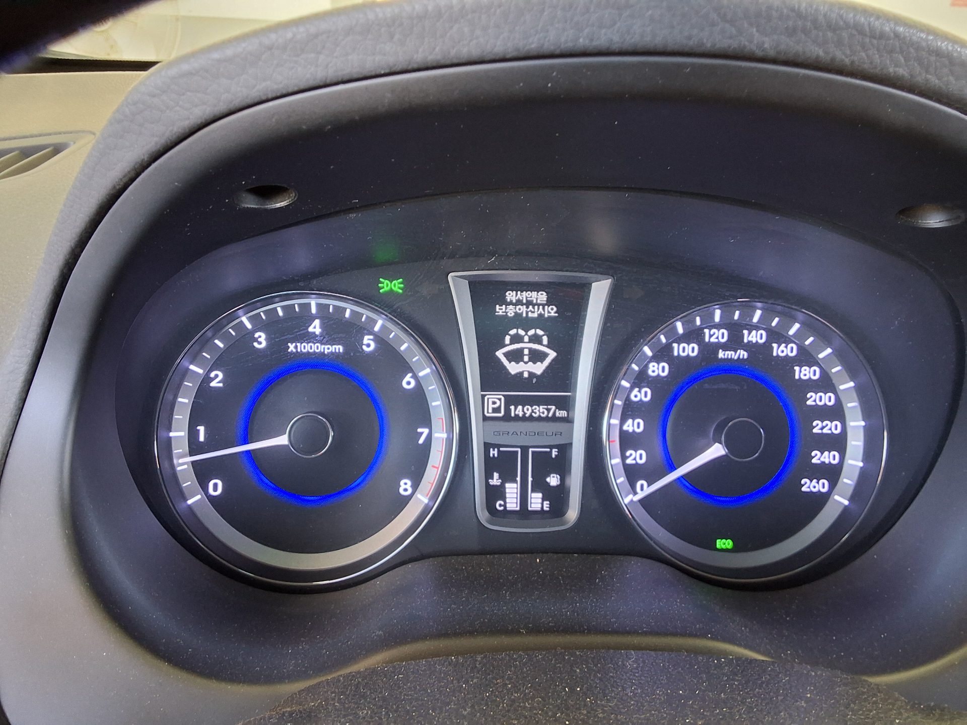 HYUNDAI GRANDEUR HG HG 240 LUXURY 2012 - zdjęcie 9