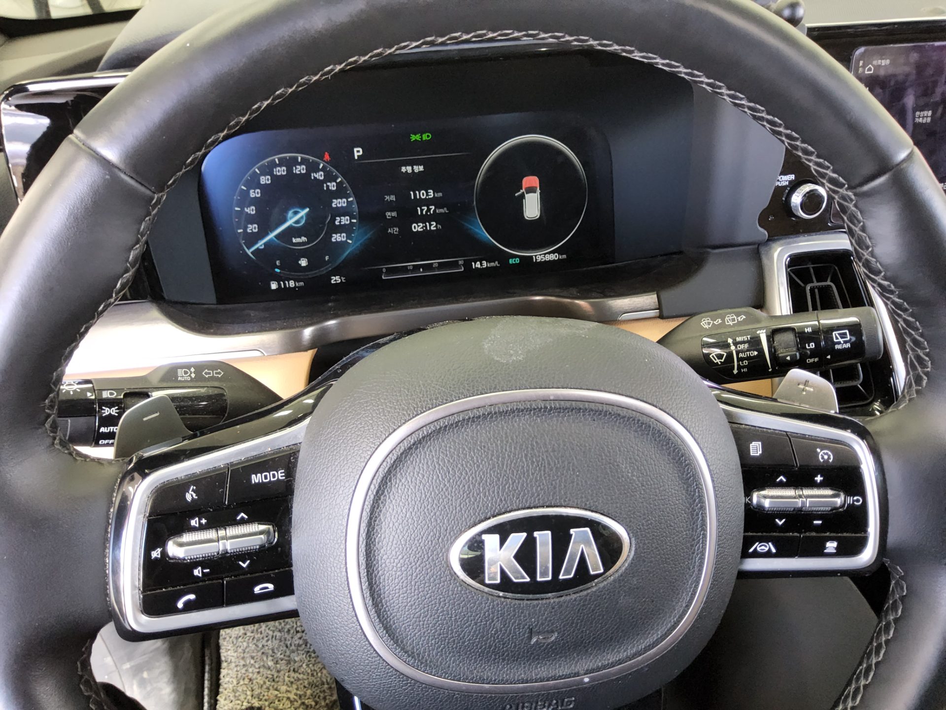 KIA NEW SORENTO (MQ4) 2.2 DIESEL 4WD NOBLESSE 2021 - zdjęcie 17