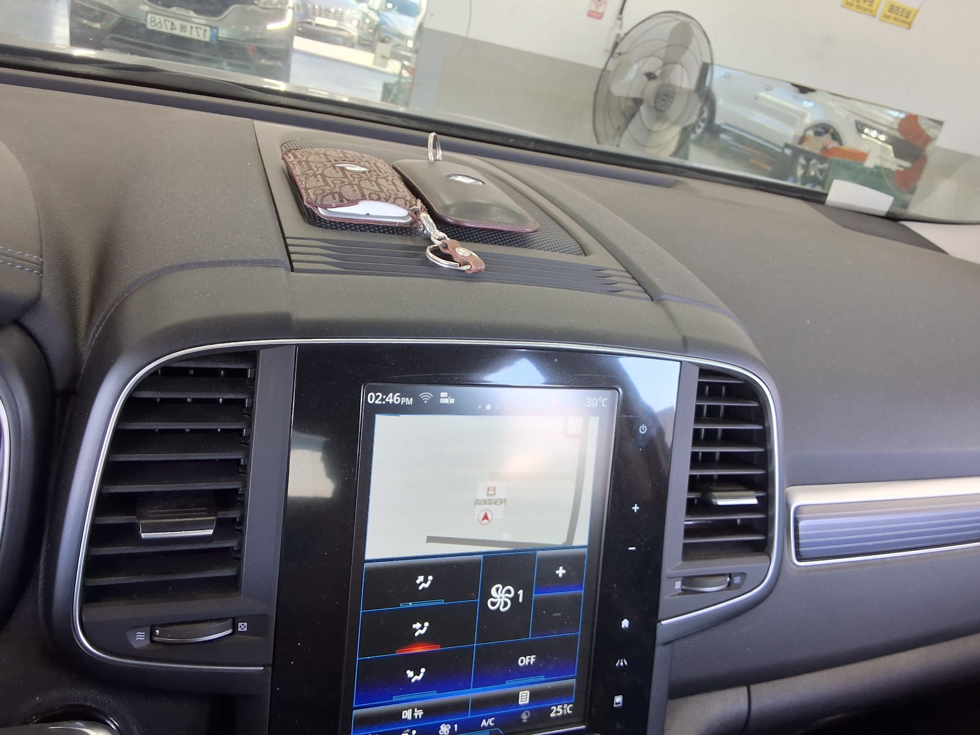 RENAULT (SAMSUNG) NEW QM6 2.0 GDe RE SIGNATURE 2023 - zdjęcie 19