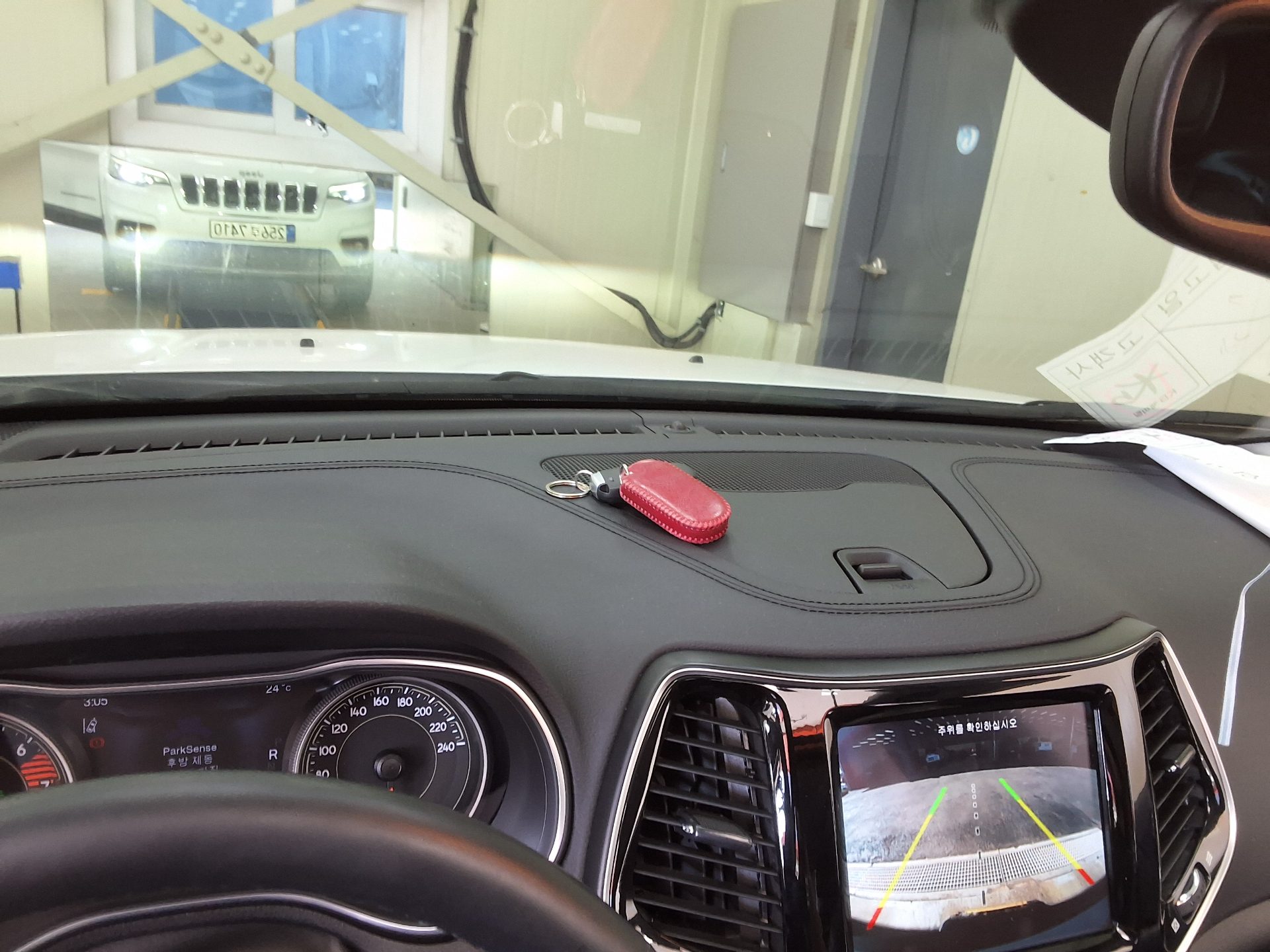 JEEP CHEROKEE (KL) 2.4 AWD LIMITED 2021 - zdjęcie 25