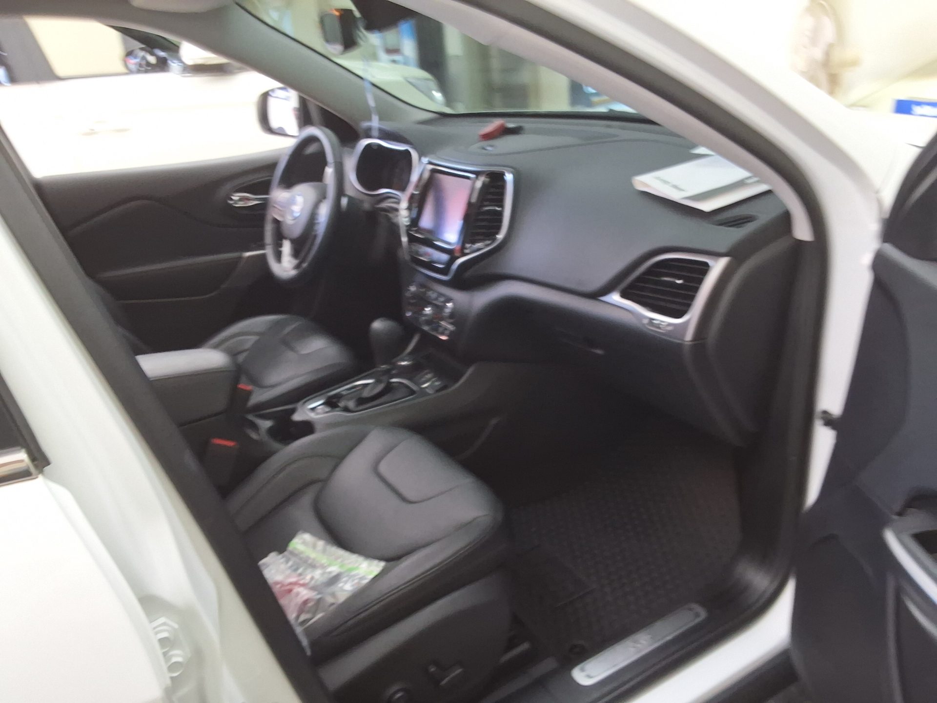 JEEP CHEROKEE (KL) 2.4 AWD LIMITED 2021 - zdjęcie 15