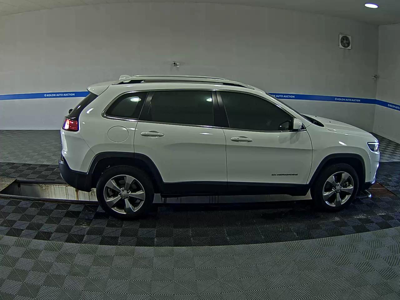 JEEP CHEROKEE (KL) 2.4 AWD LIMITED 2021 - zdjęcie 4