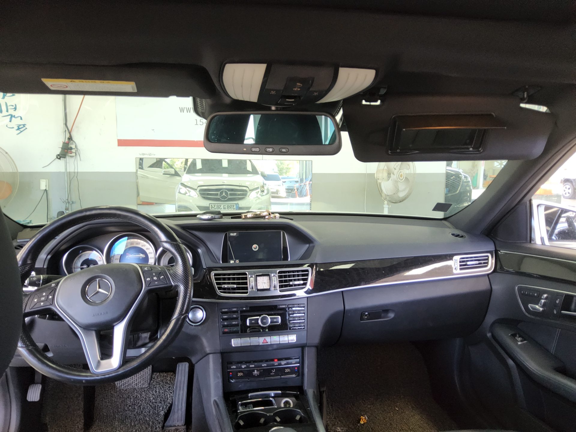 MERCEDES-BENZ E-CLASS (4TH GEN) E250 CDI BLUETEC 4MATIC AVANTGARDE 2015 - zdjęcie 11