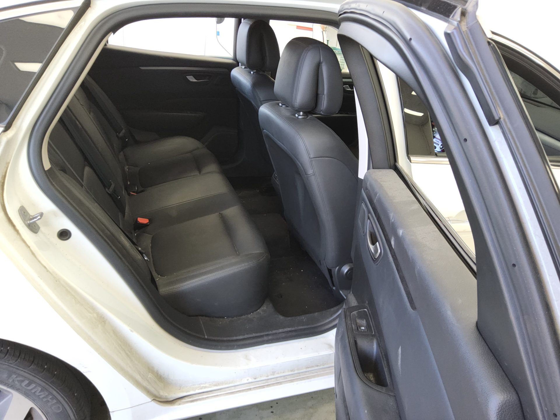 RENAULT (SAMSUNG) SM6 2.0 LPe RENTAL CAR SE 2019 - zdjęcie 13