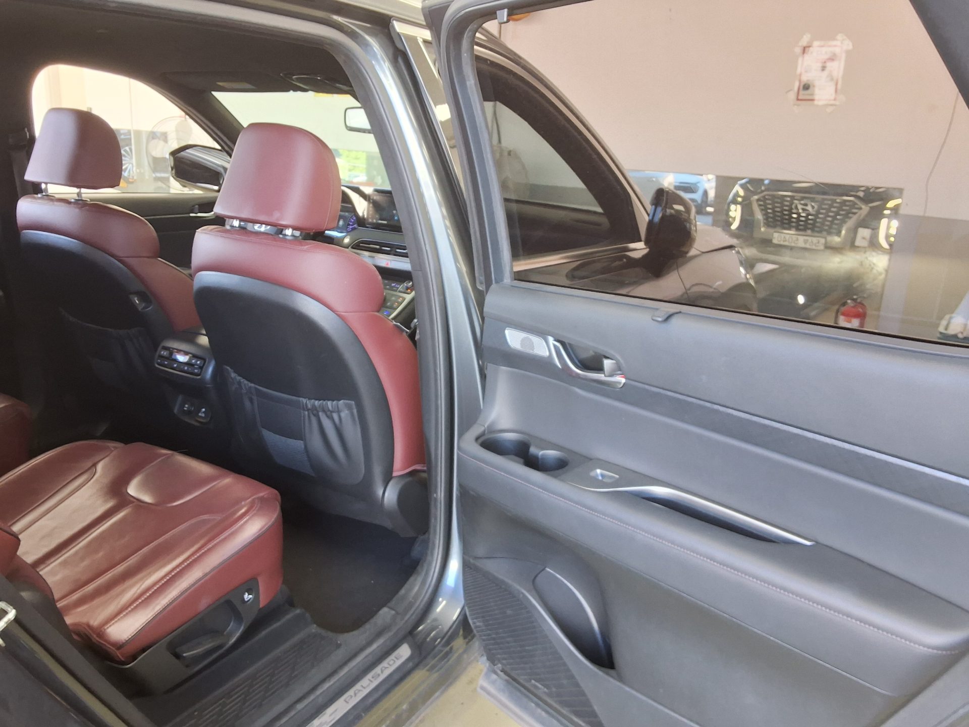 HYUNDAI PALISADE 3.8 GASOLINE AWD PRESTIGE 2019 - zdjęcie 13