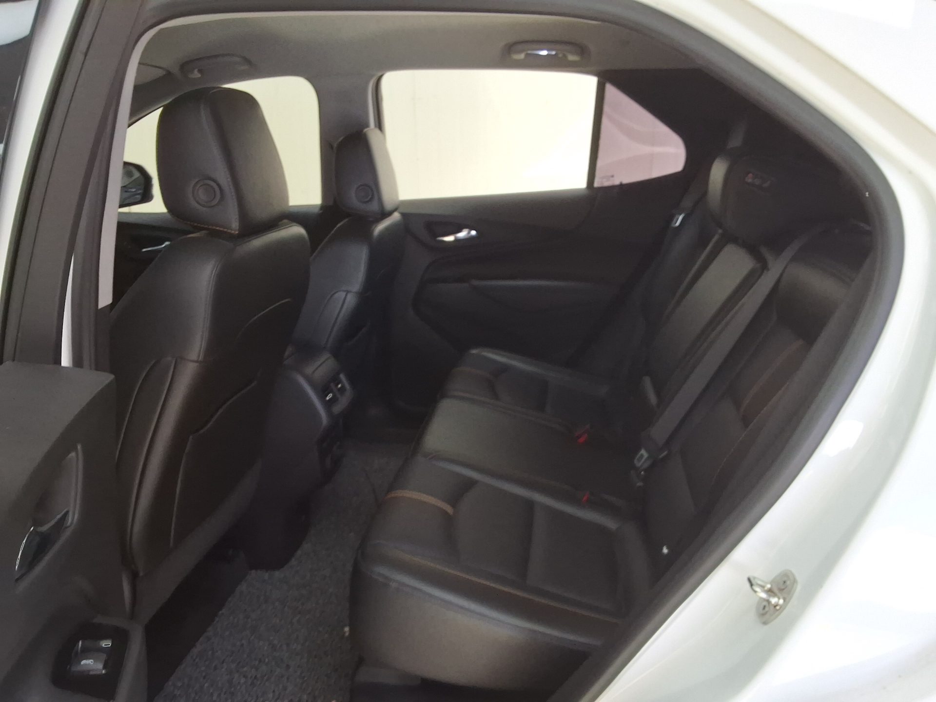 CHEVROLET (DAEWOO) THE NEXT EQUINOX 1.5 GASOLINE AWD LT 2022 - zdjęcie 13