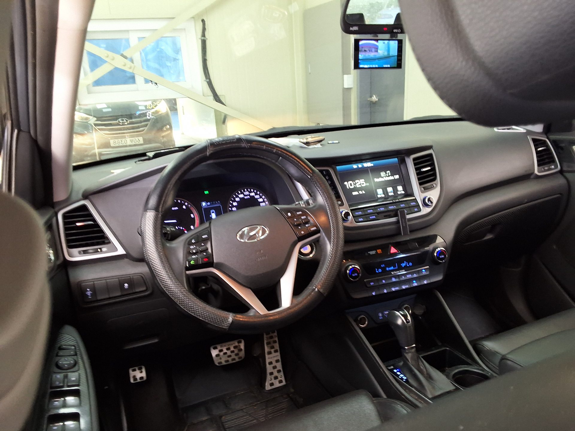 HYUNDAI ALL NEW TUCSON DIESEL R2.0 2WD MODERN 2017 - zdjęcie 12