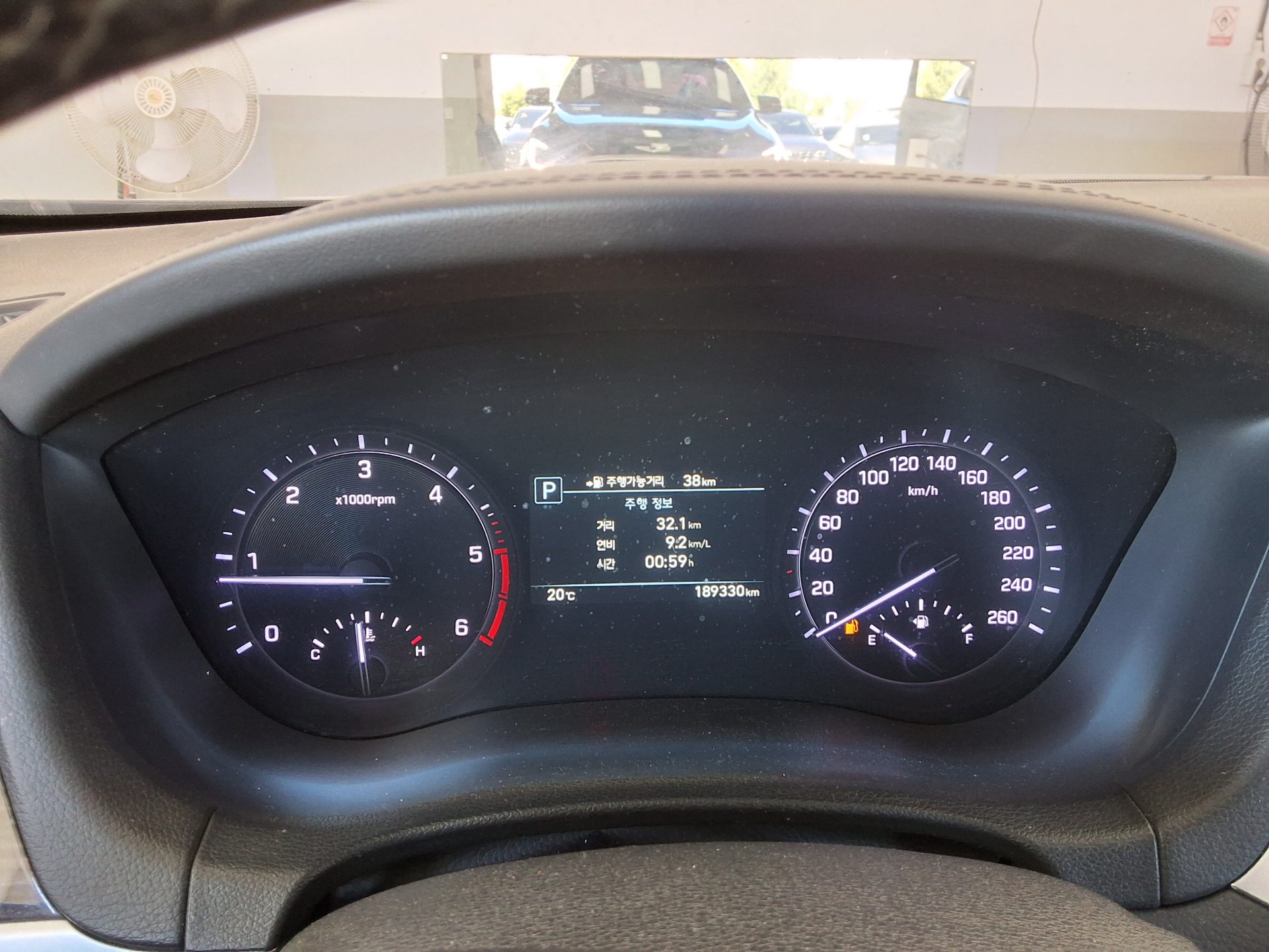 GENESIS G80 2.2 D LUXURY 2018 - zdjęcie 9