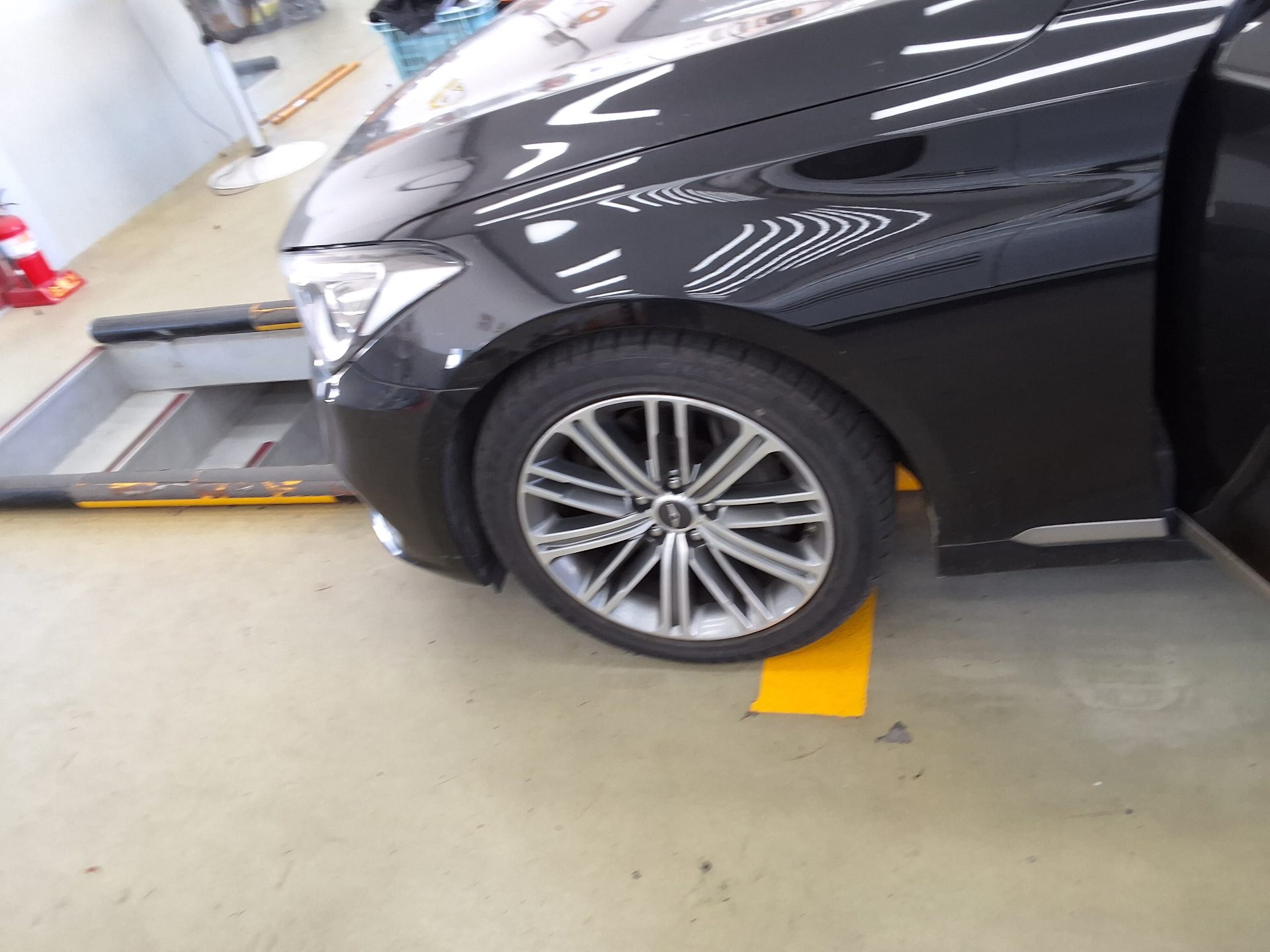 GENESIS G80 2.2 D LUXURY 2018 - zdjęcie 25