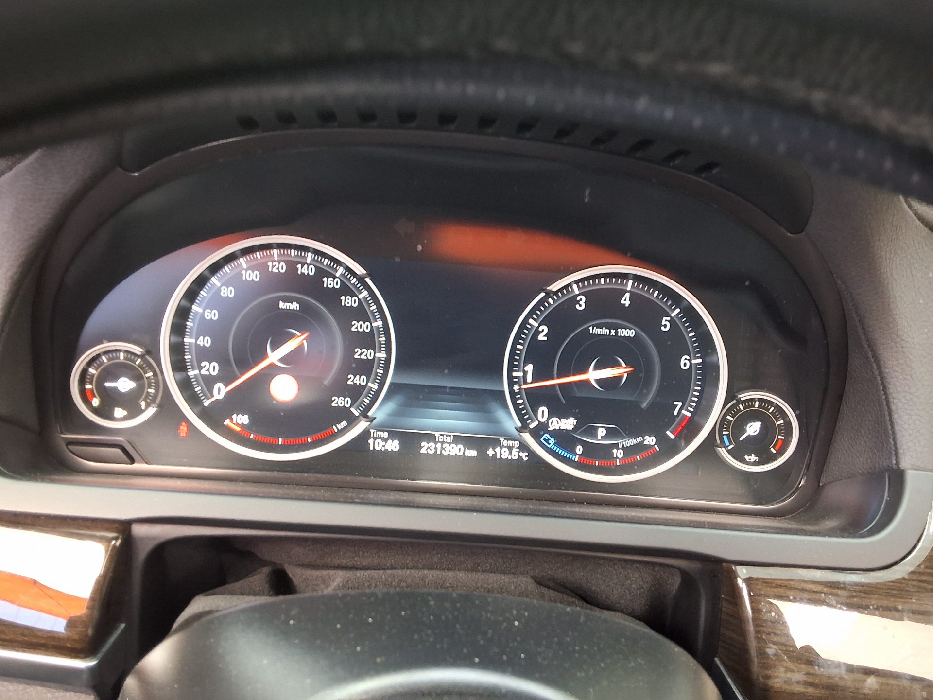 BMW 7 SERIES (5TH GEN) 740Li 2014 - zdjęcie 10