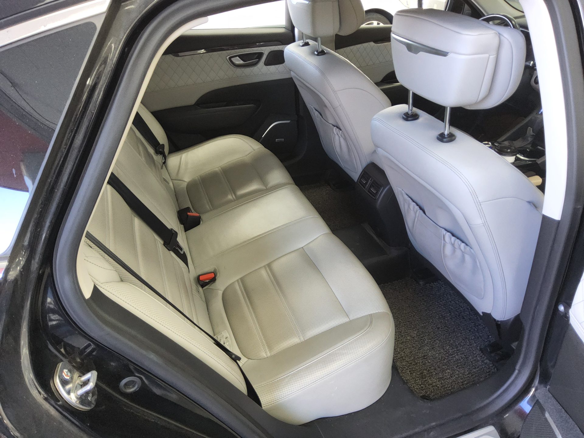RENAULT (SAMSUNG) SM6 2.0 GDe RE 2016 - zdjęcie 13
