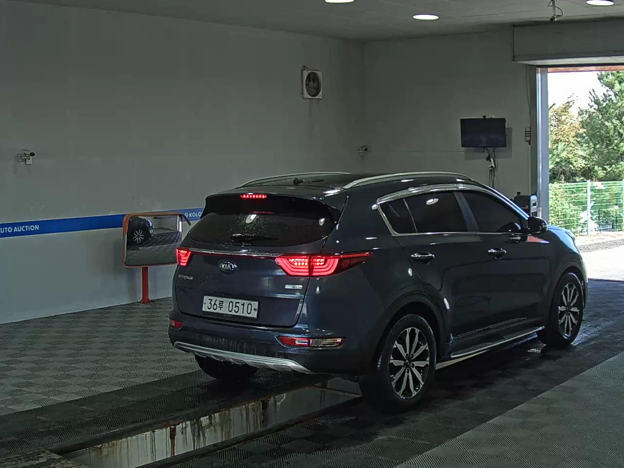 KIA NEW SPORTAGE 1.7 2WD NOBLESSE 2016 - zdjęcie 5