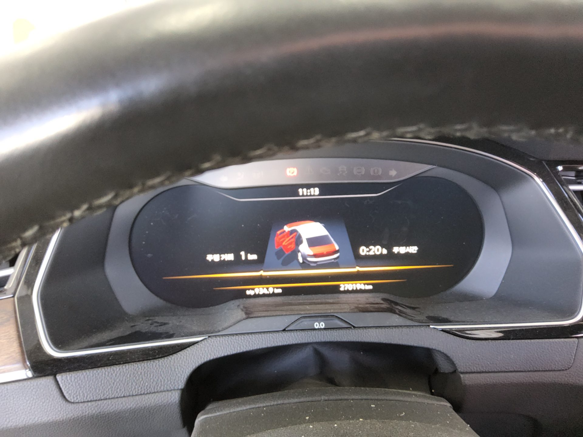 VOLKSWAGEN PASSAT GT (8TH GEN) 2.0 TDI 4MOTION PRESTIGE 2018 - zdjęcie 9