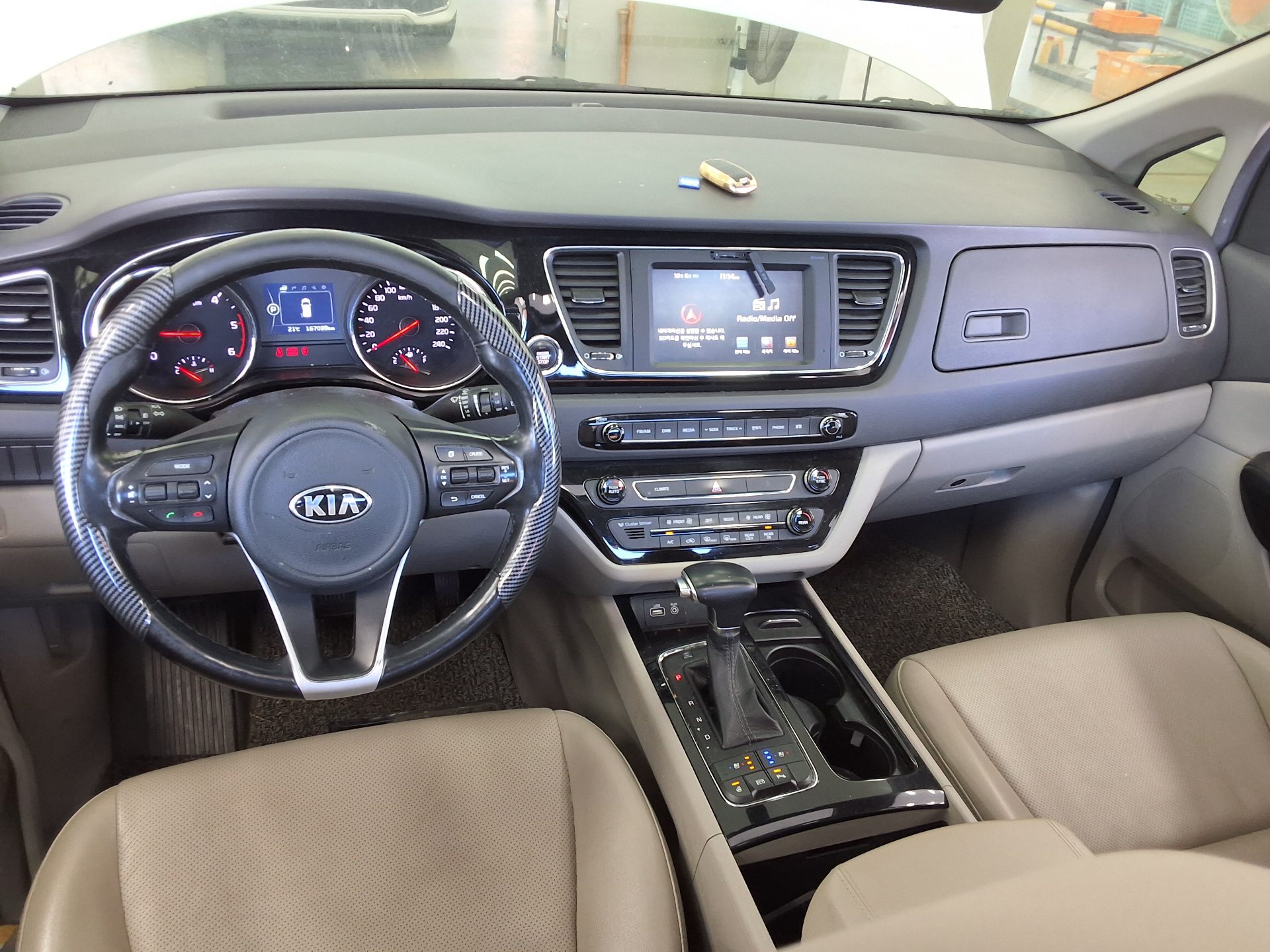 KIA ALL NEW CARNIVAL 9-SEATER DIESEL PRESTIGE 2017 - zdjęcie 11