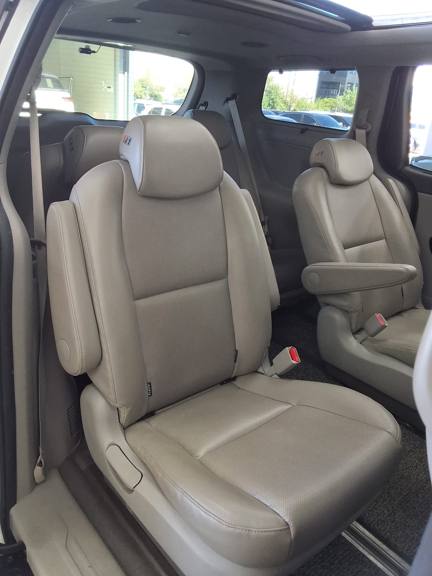 KIA ALL NEW CARNIVAL 9-SEATER DIESEL PRESTIGE 2017 - zdjęcie 13