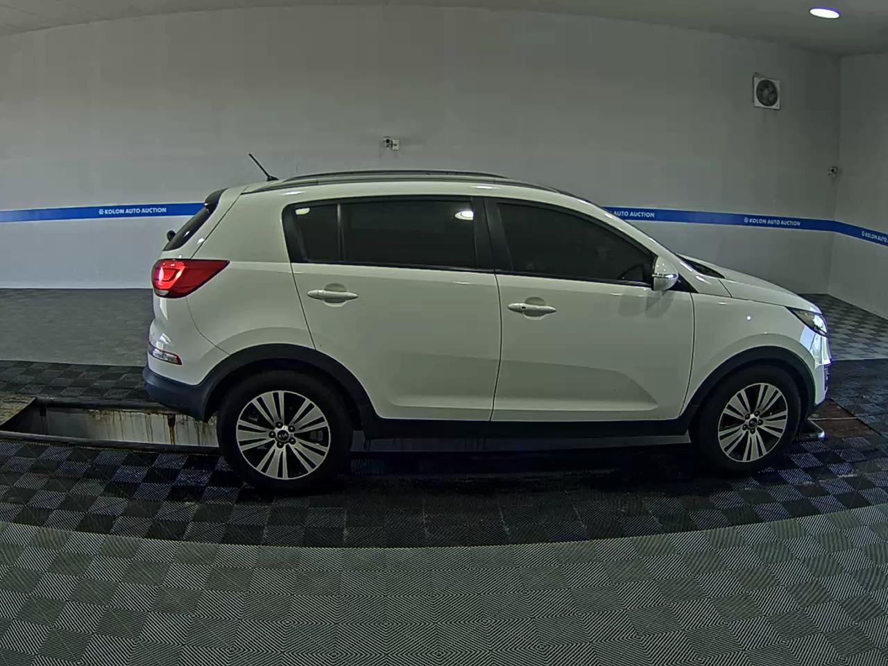 KIA THE NEW SPORTAGE R DIESEL R2.0 2WD TRENDY 2014 - zdjęcie 4