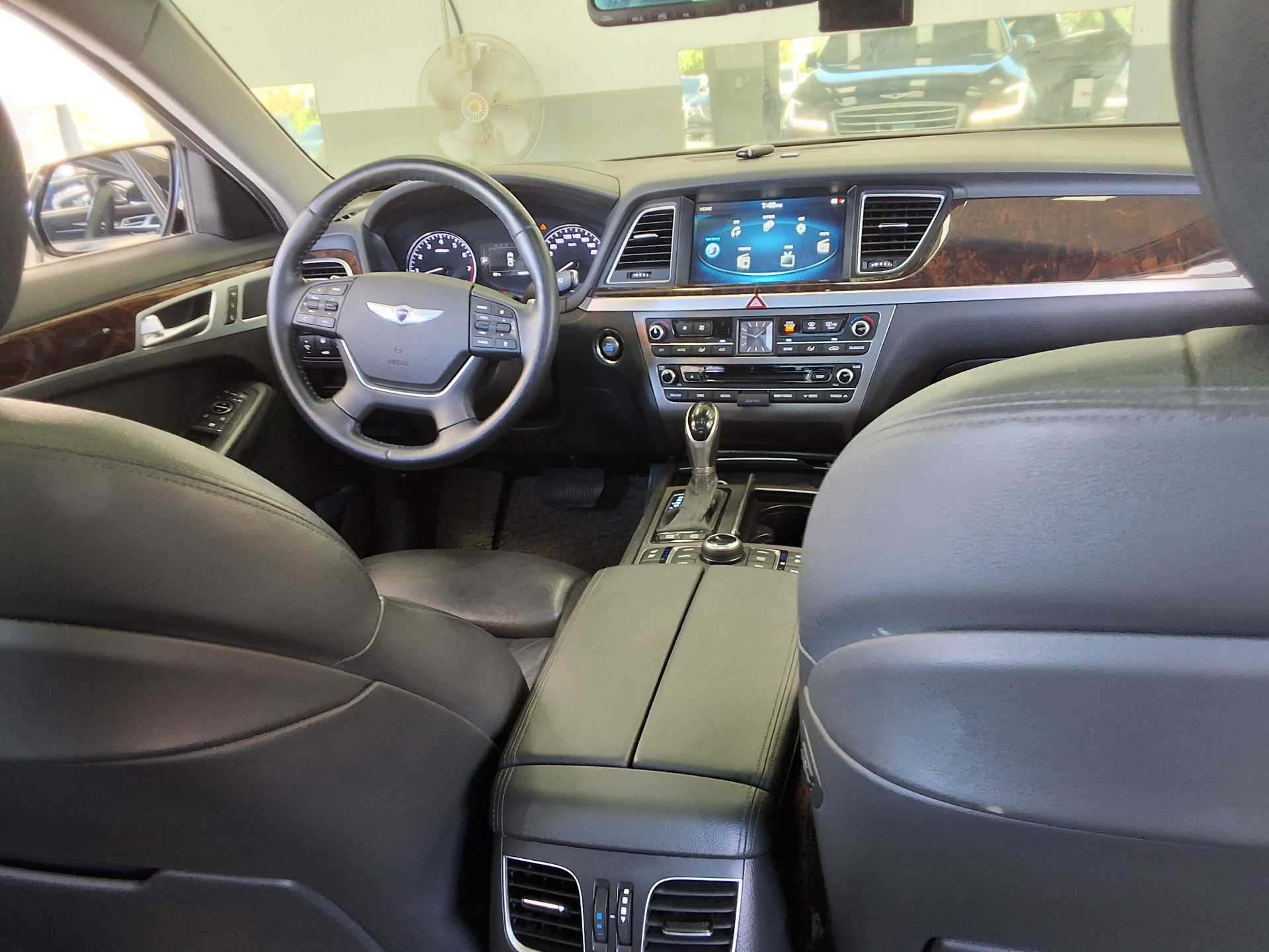 HYUNDAI GENESIS DH G380 AWD EXCLUSIVE 2016 - zdjęcie 11