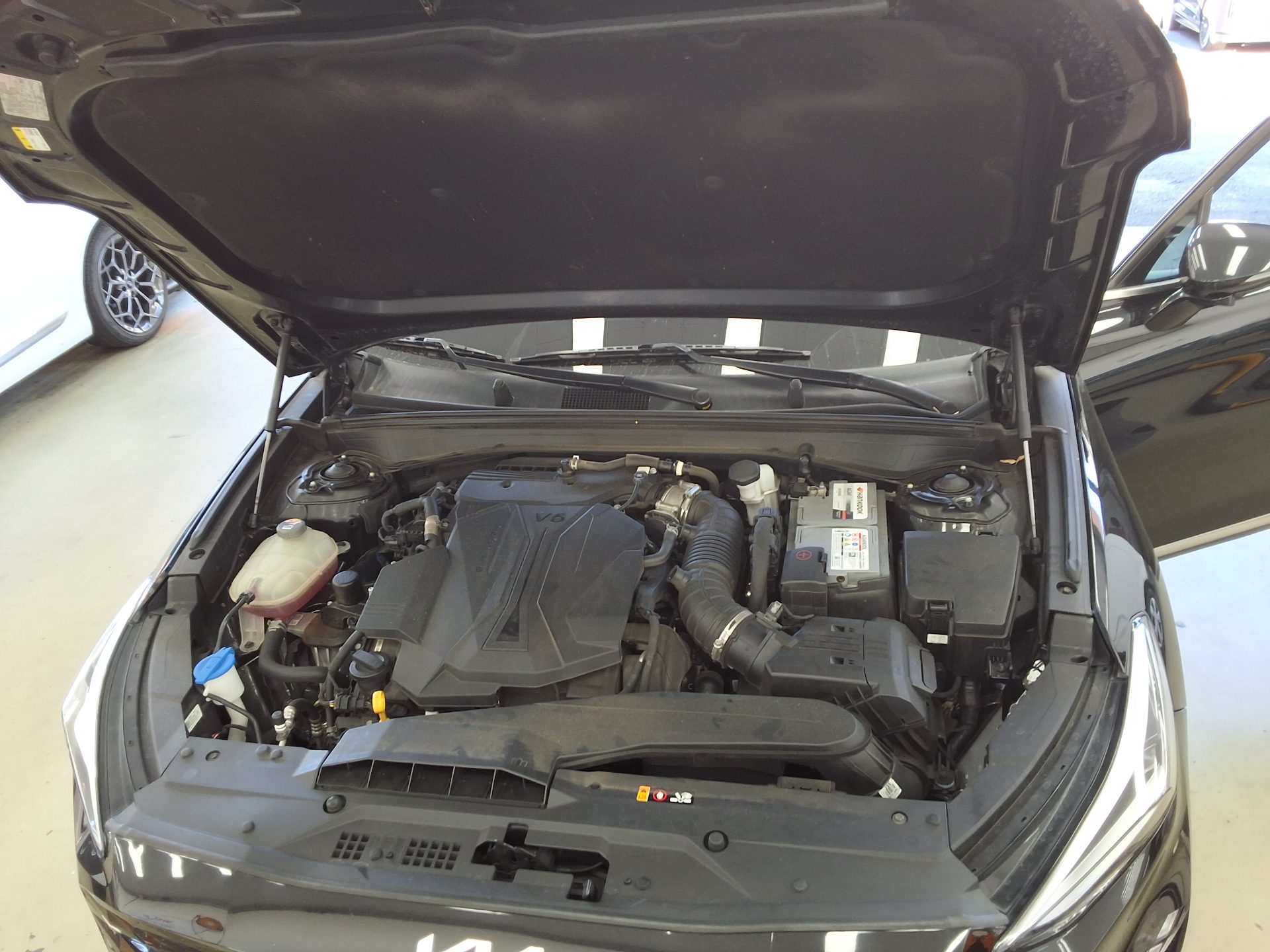 KIA K8 3.5 GDI 2WD NOBLESSE 2022 - zdjęcie 18