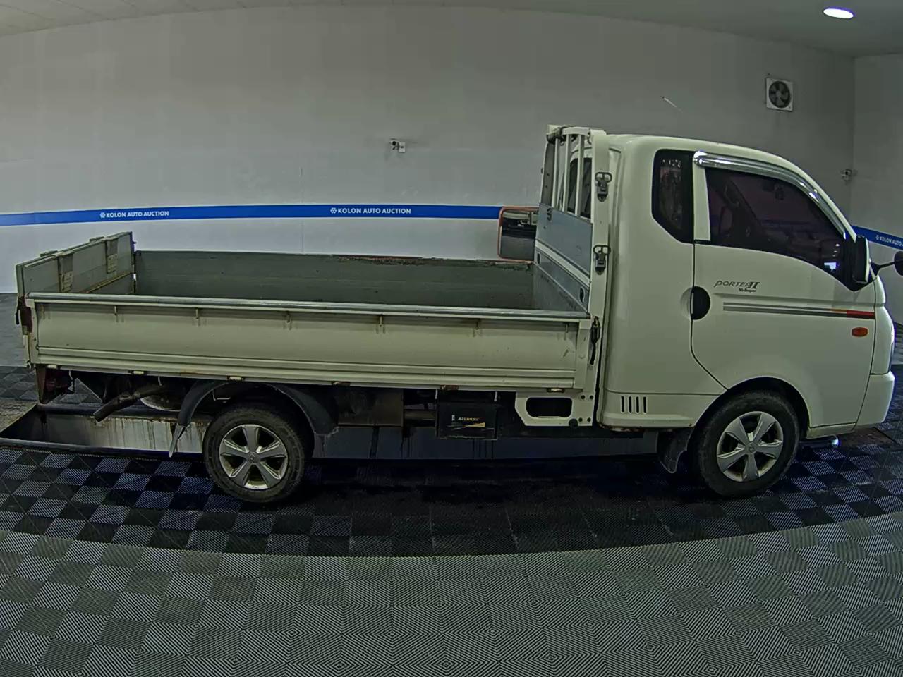 HYUNDAI PORTER II CRDi SUPER CAB EXTRA LONG WHEELBASE HIGH SUPER 2016 - zdjęcie 4