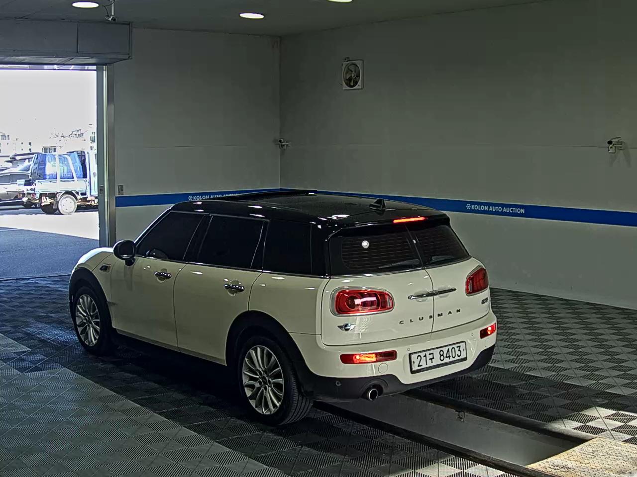 MINI CLUBMAN (2ND GEN) 1.5 HIGH TRIM 2017 - zdjęcie 6