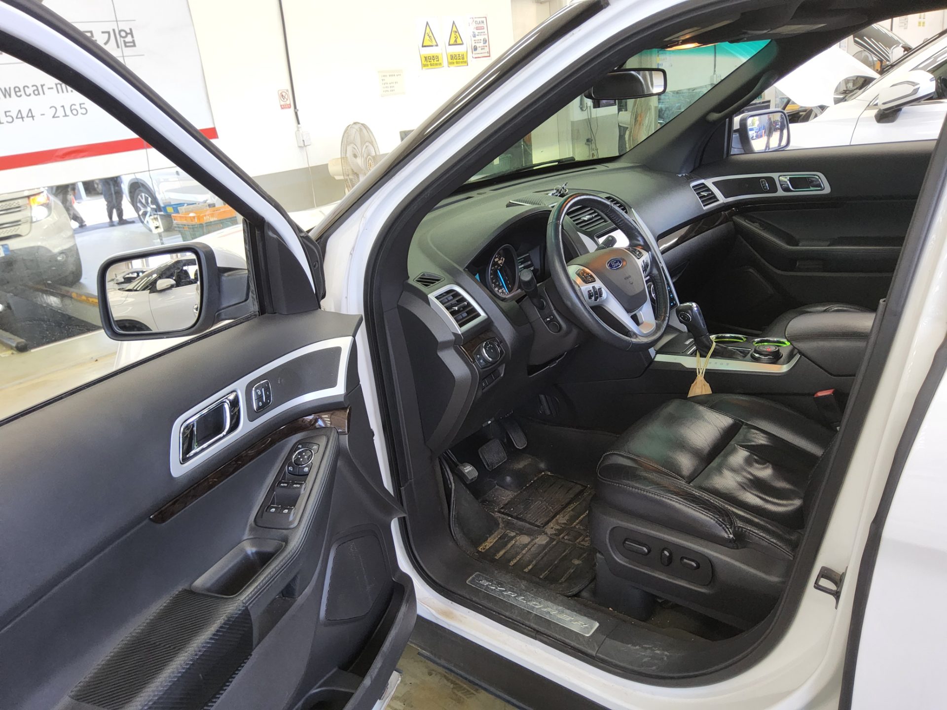 FORD EXPLORER (5TH GEN) 3.5 V6 4WD LIMITED 2013 - zdjęcie 10