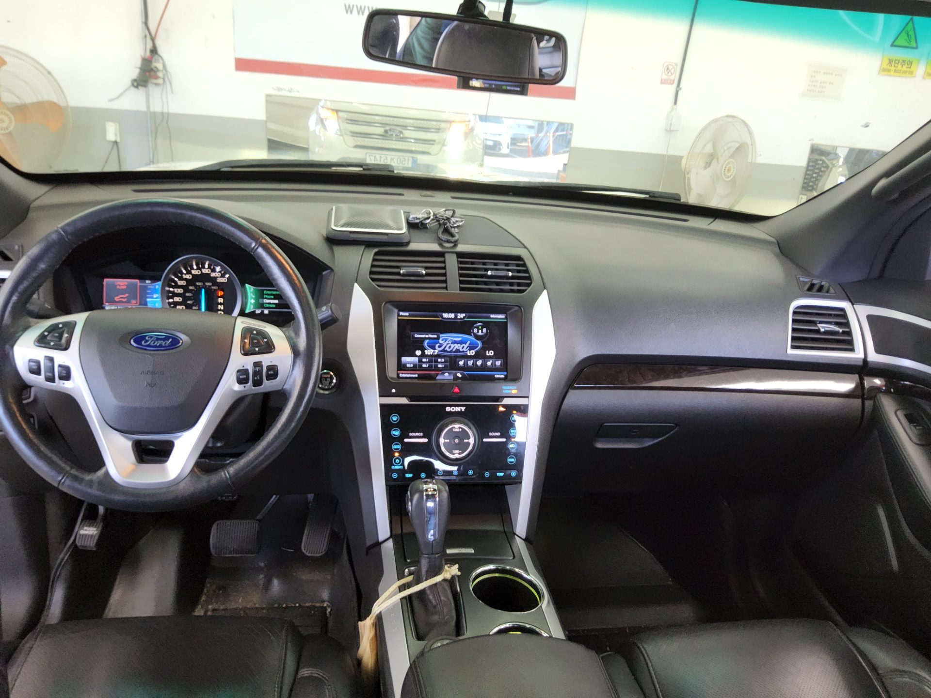 FORD EXPLORER (5TH GEN) 3.5 V6 4WD LIMITED 2013 - zdjęcie 11