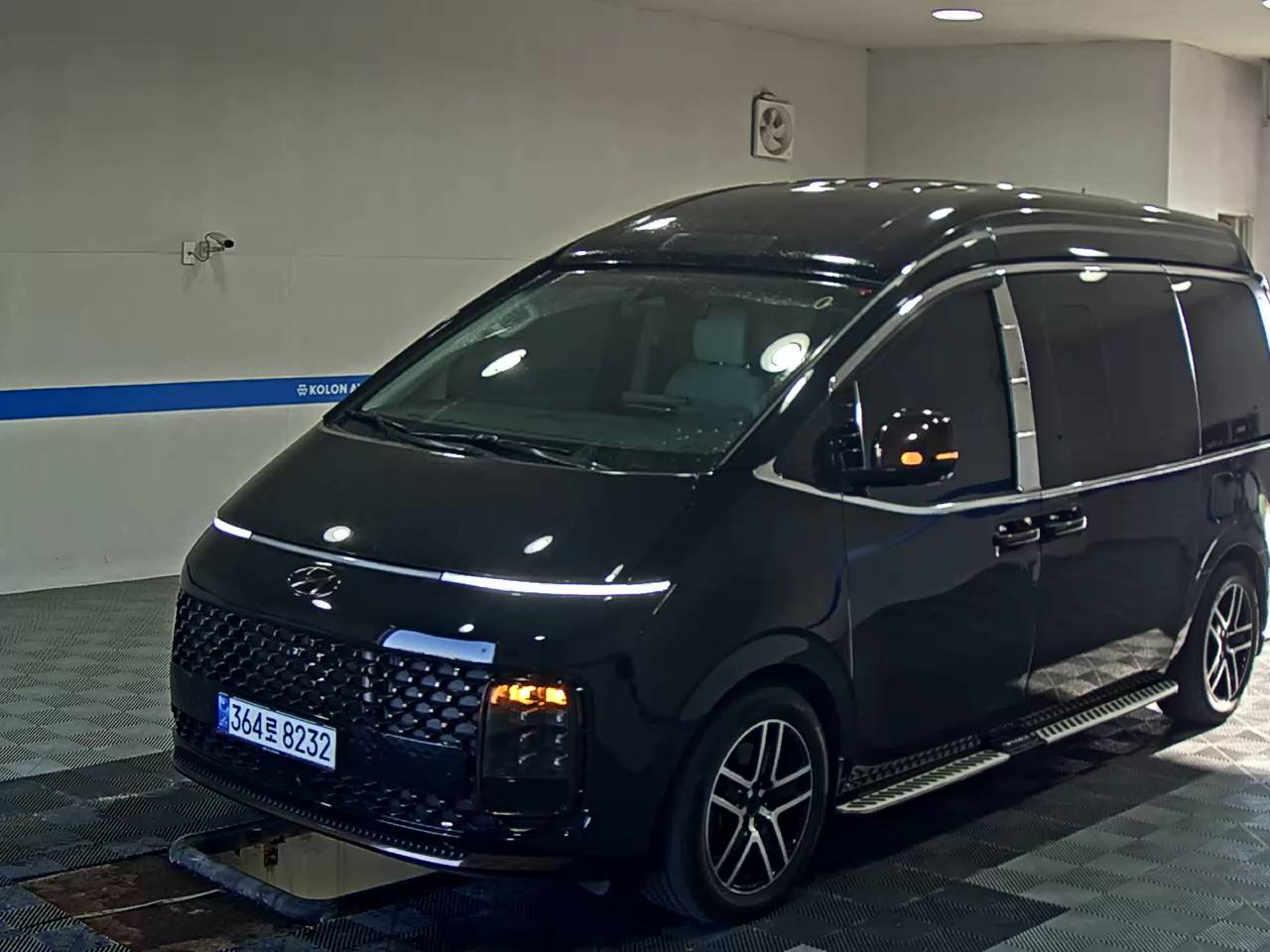 HYUNDAI STARIA 2.2 DIESEL LIMOUSINE 7-SEATER 2WD 2022 - zdjęcie 2
