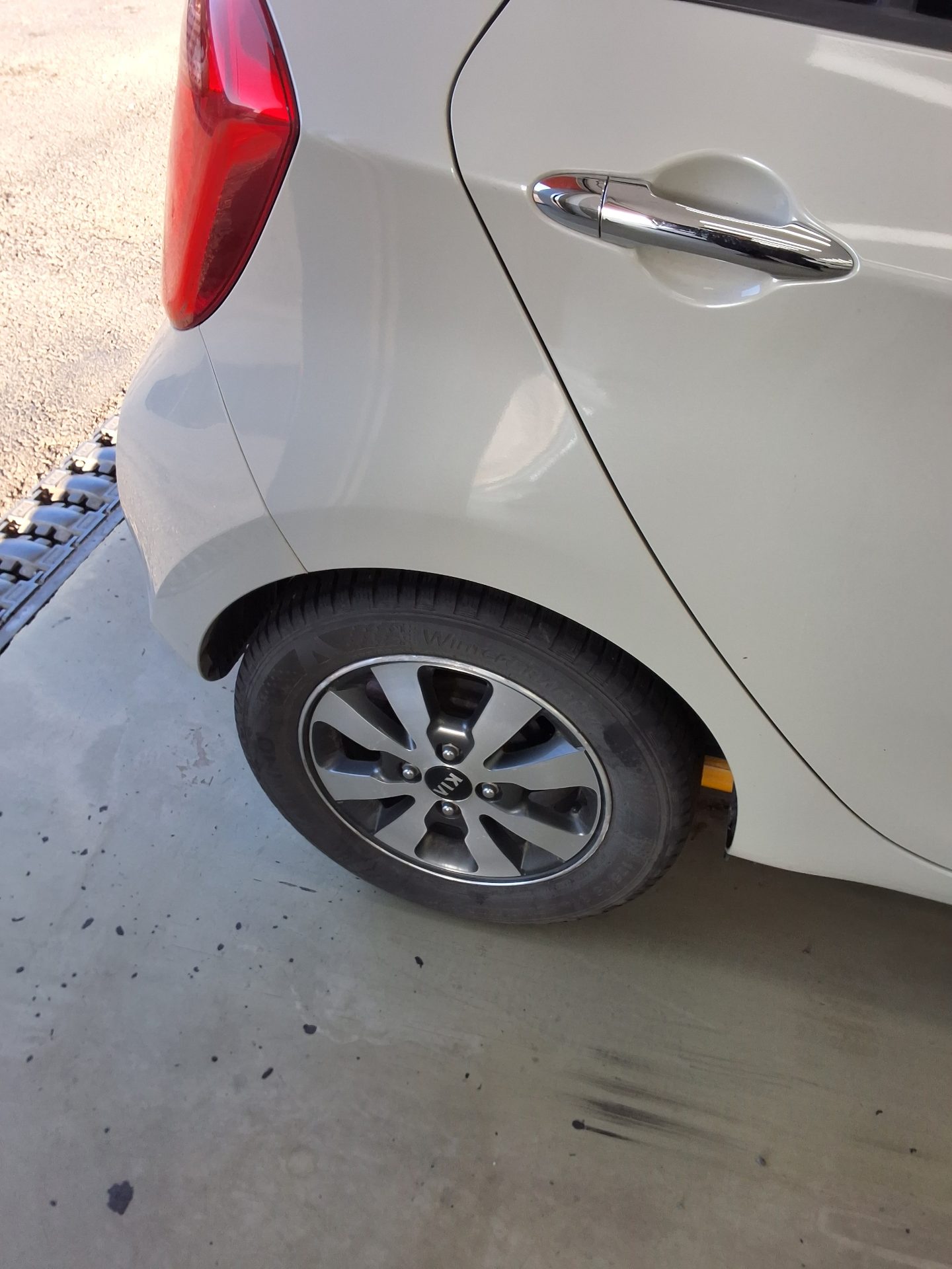 KIA ALL NEW MORNING GASOLINE DELUXE TRENDY 2015 - zdjęcie 23