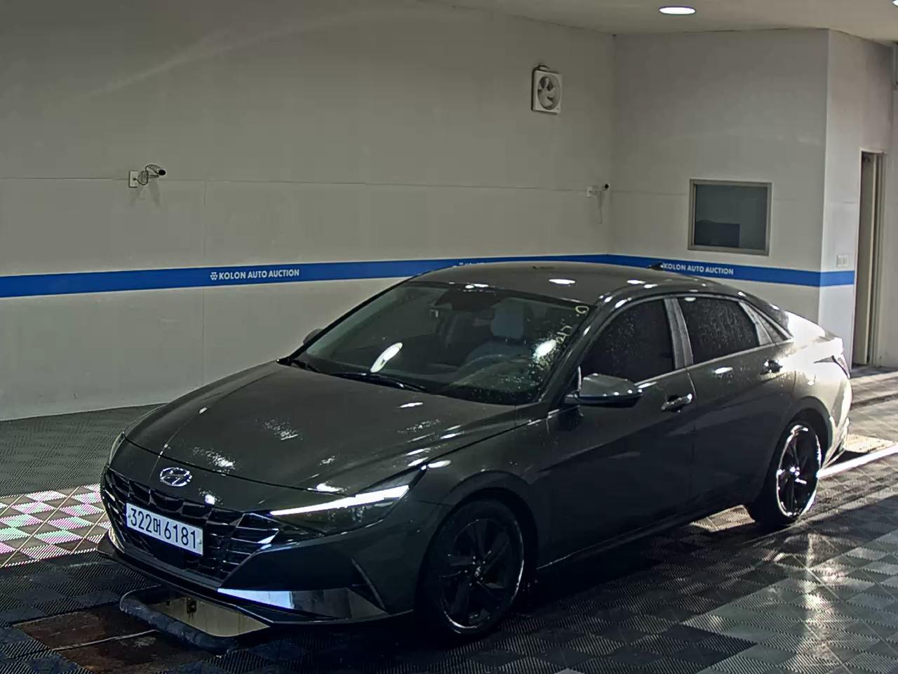 HYUNDAI AVANTE (CN7) 1.6 GASOLINE INSPIRATION 2022 - zdjęcie 2