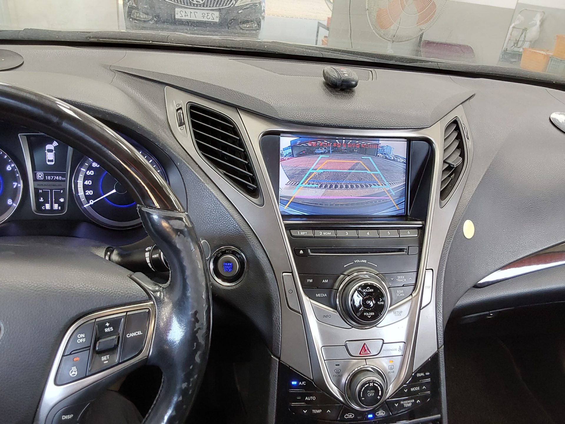 HYUNDAI GRANDEUR HG HG 300 PRIME 2011 - zdjęcie 17