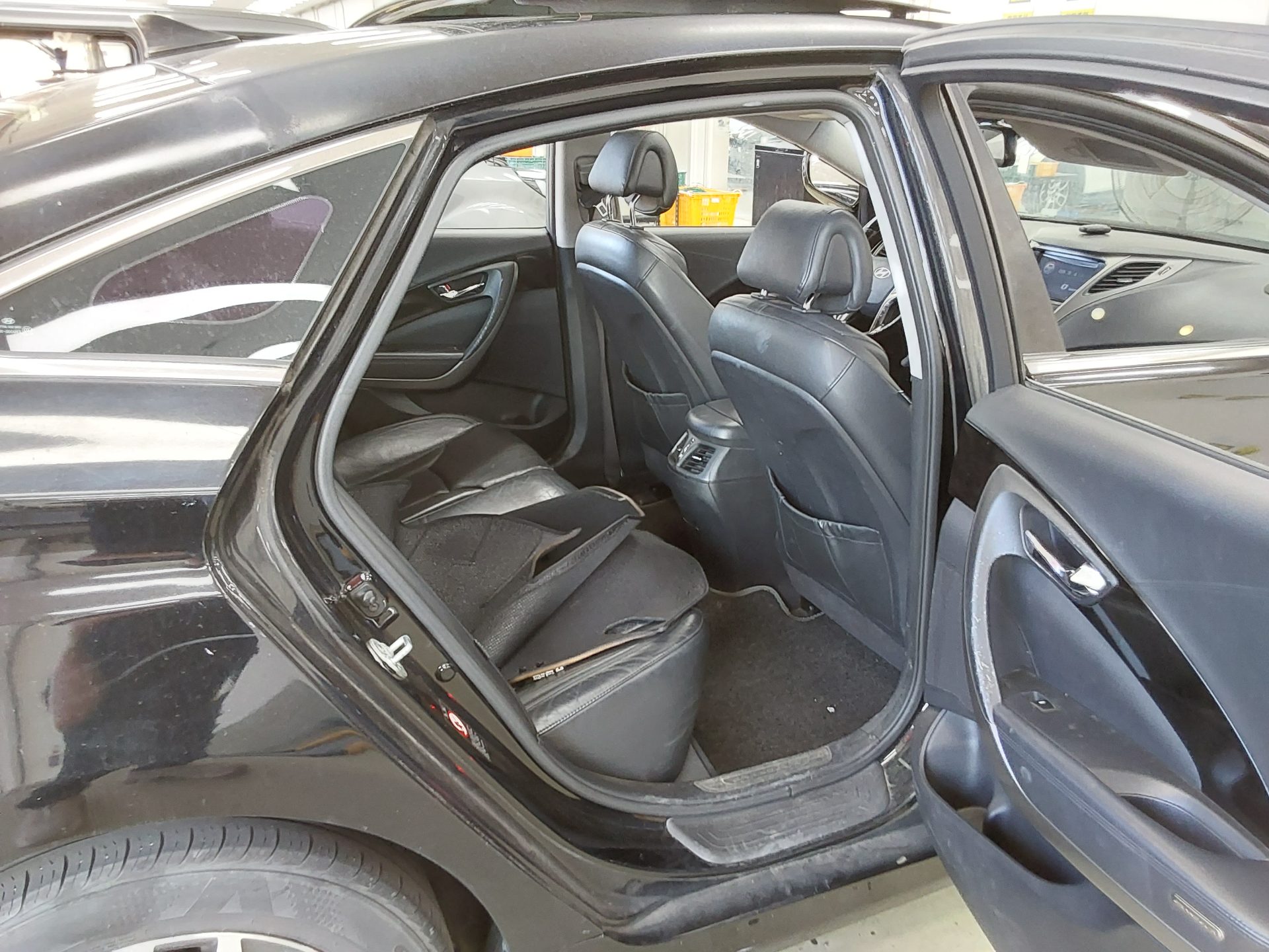 HYUNDAI GRANDEUR HG HG 300 PRIME 2011 - zdjęcie 13