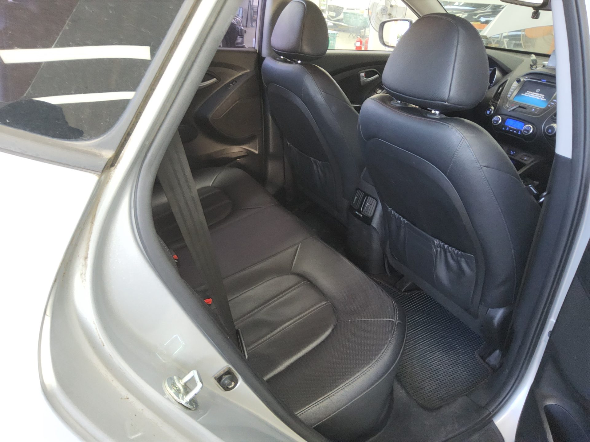 HYUNDAI NEW TUCSON ix DIESEL R2.0 2WD SMART SPECIAL 2015 - zdjęcie 13